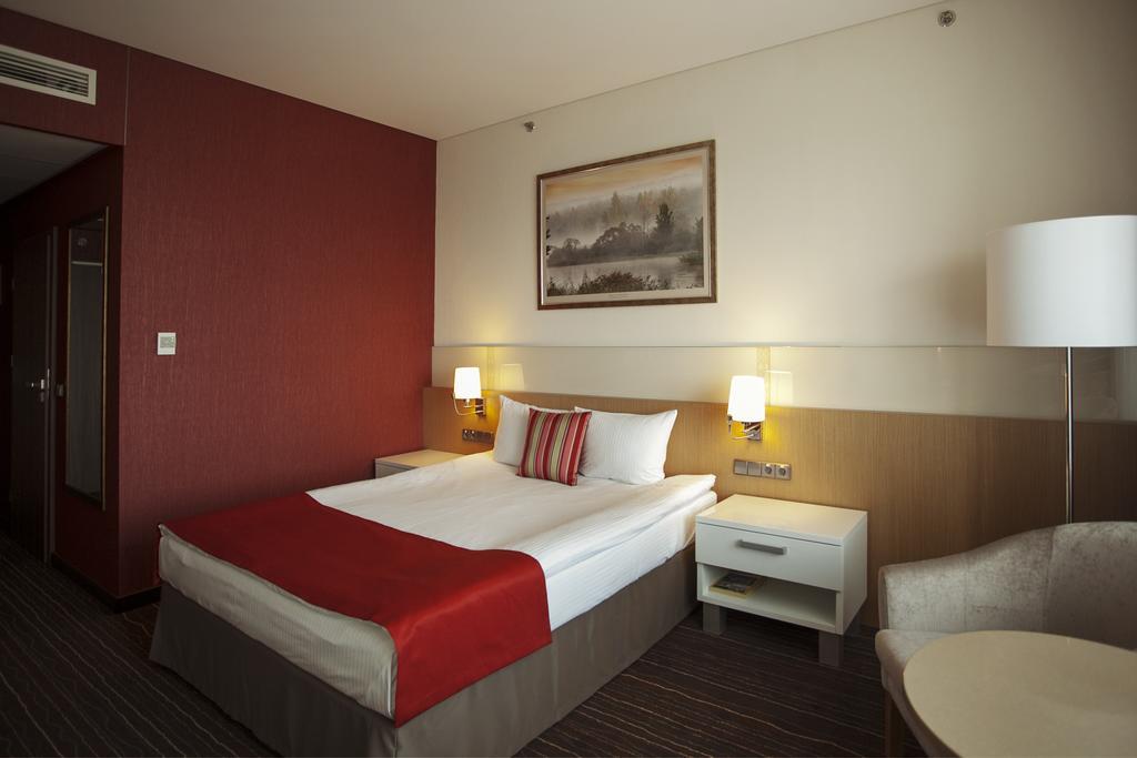 Victoria Hotel & Business Centre ミンスク 部屋 写真